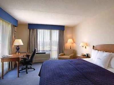Hotel Doubletree By Hilton Bayside