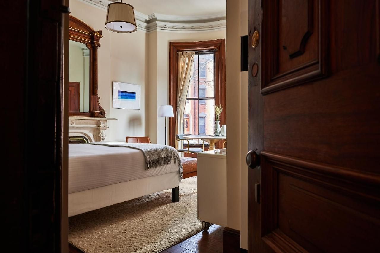 The Upton Hotel *
