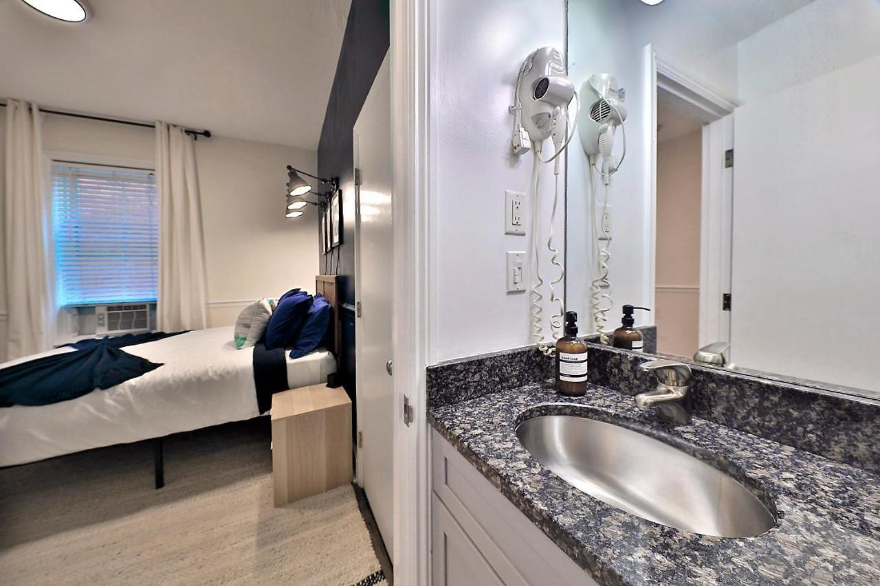 Aparthotel Good 3*