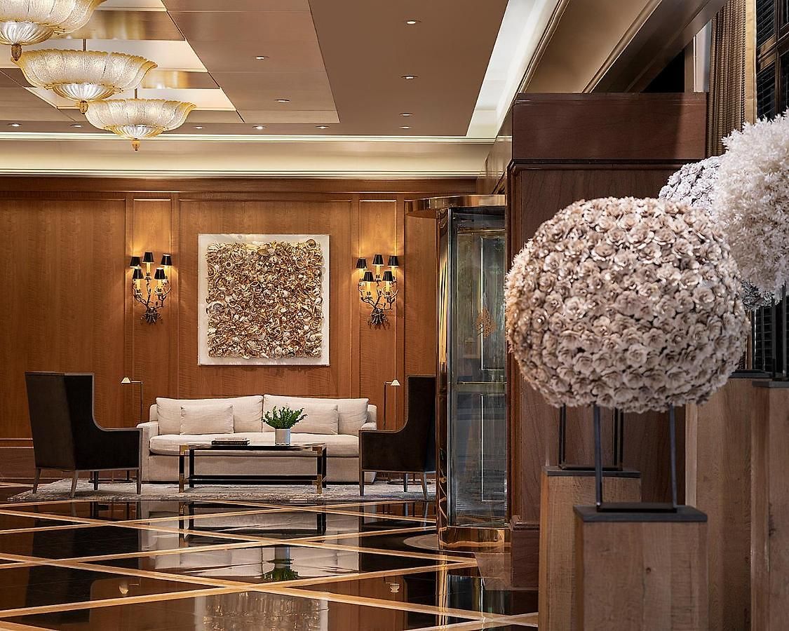 Four Seasons Hotel 5*