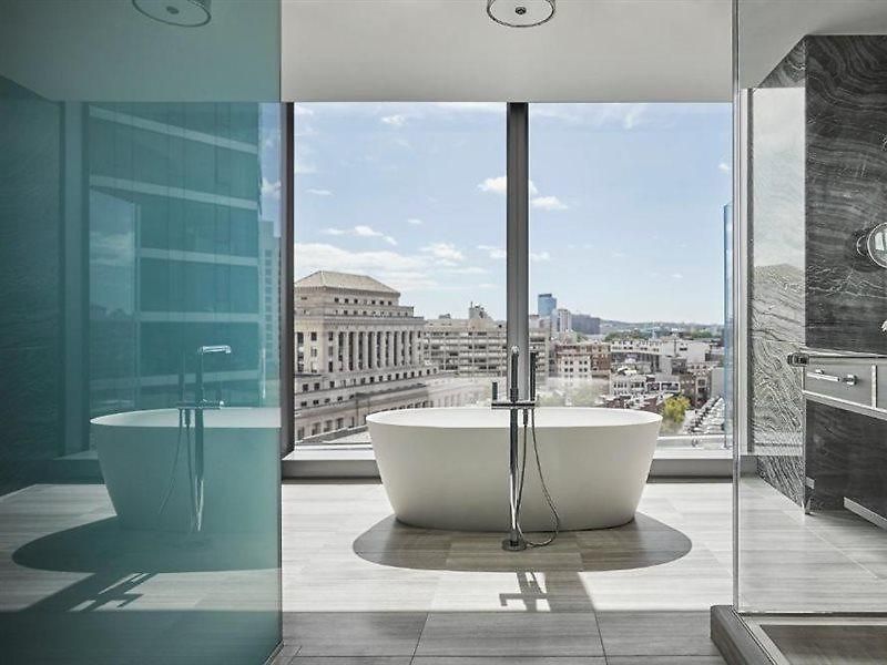 Four Seasons One Dalton Street, 5* Boston