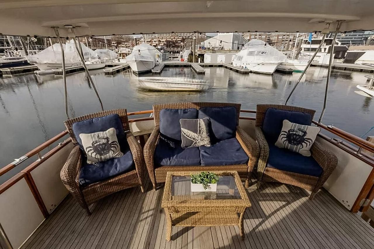 Botel 2br Spacious & Comfy 43' Yacht - Heat & Ac - On The Freedom Trail - Nights Sleep