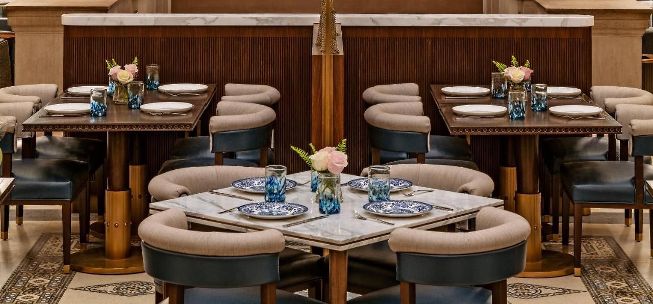 The Langham, Hotel 5*