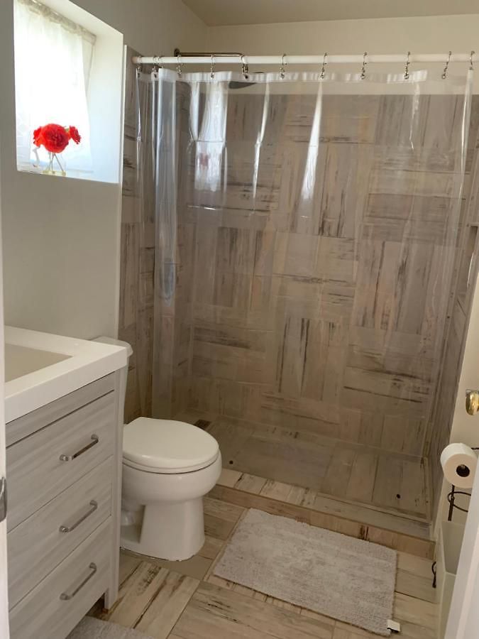 Beautiful 2-bedroom, 2-bath Townhouse