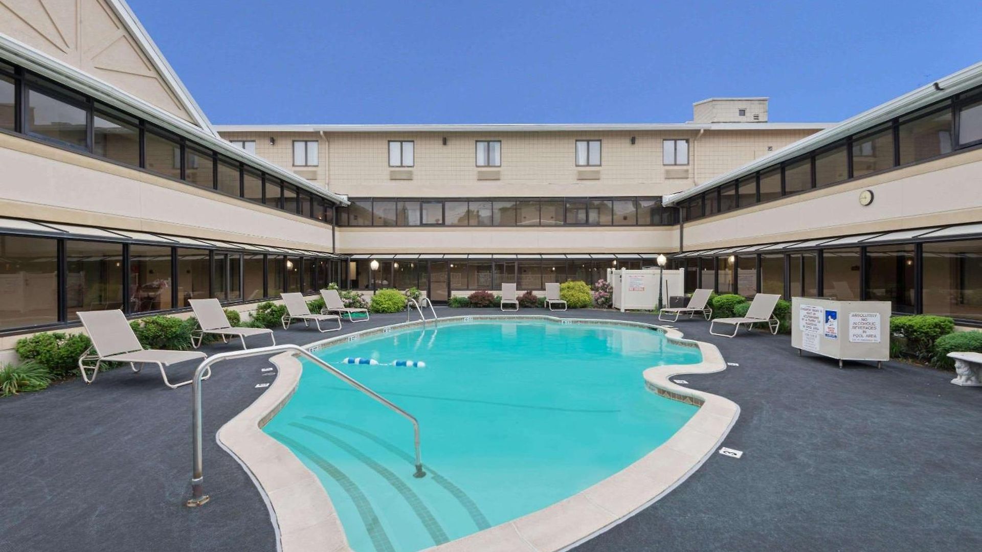 Ramada By Wyndham
