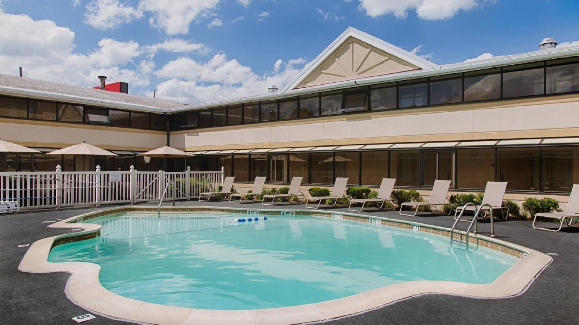 Hotel Ramada By Wyndham