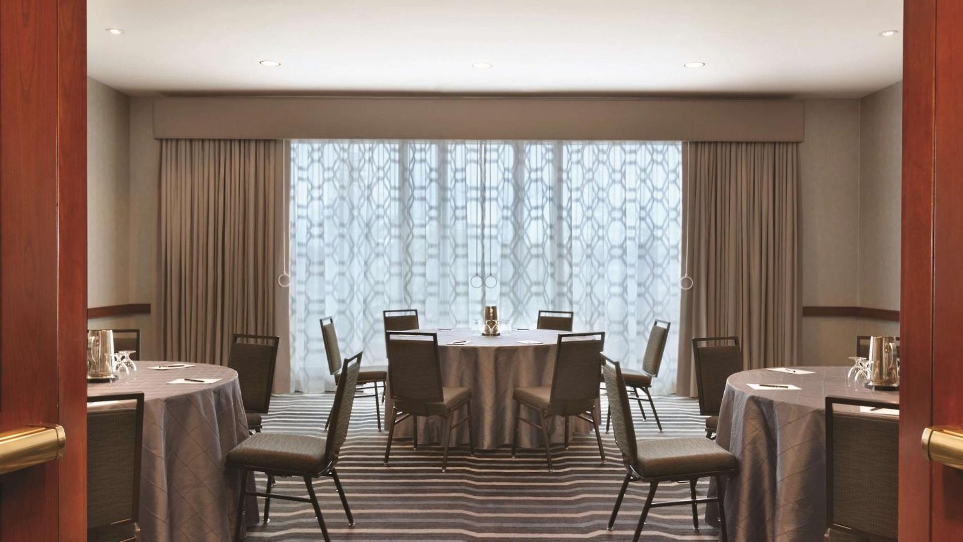 Hilton Logan Airport Hotel