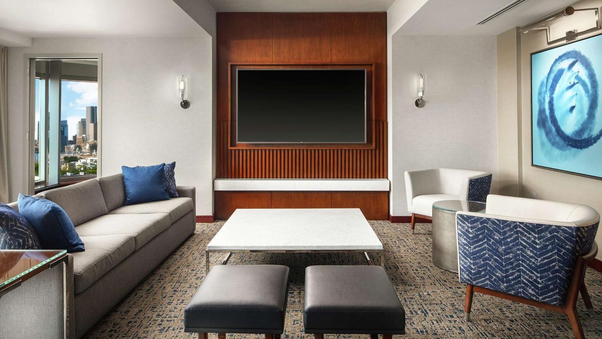 Hilton Logan Airport Hotel