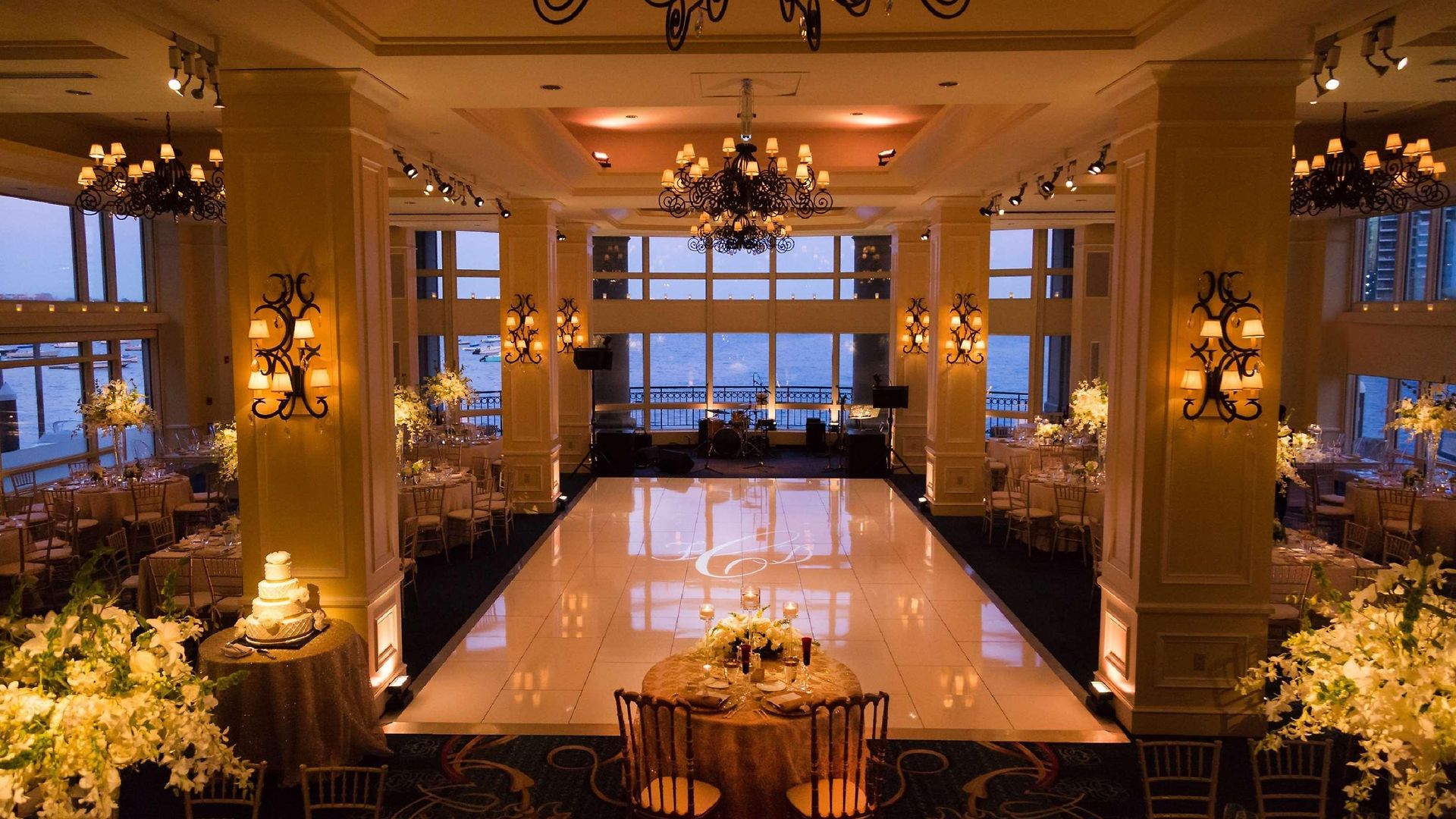Harbor Hotel 5*