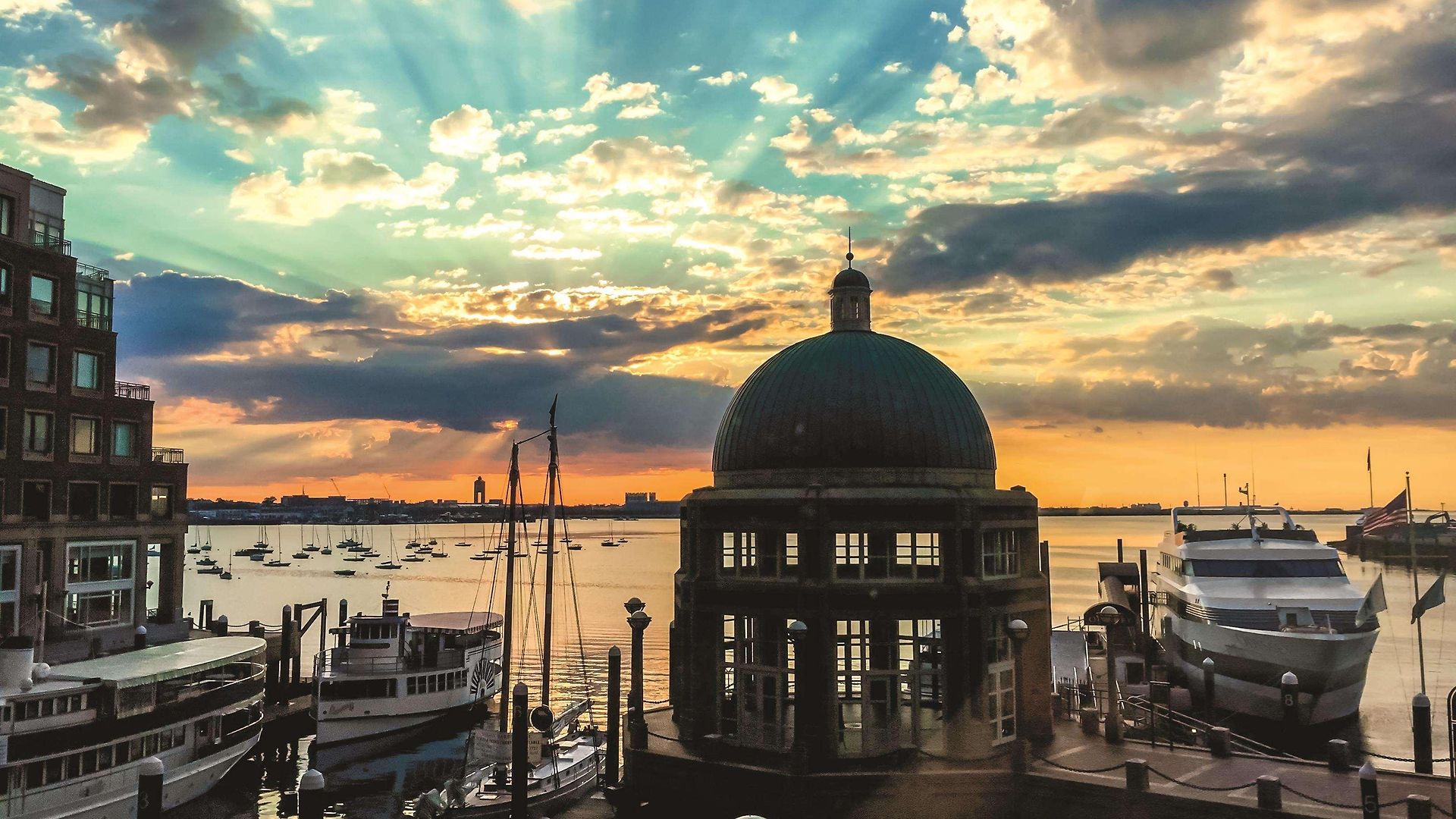 Hotel Harbor 5*