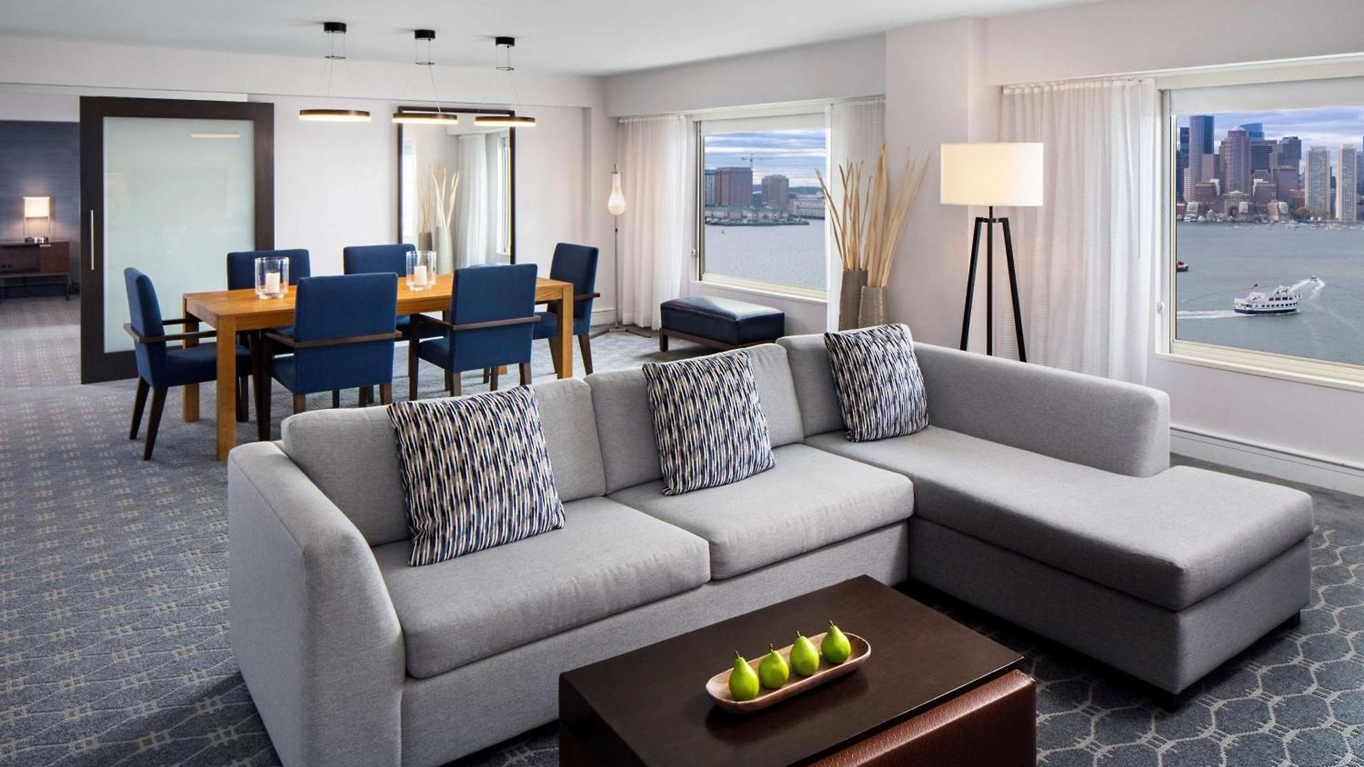 Hotel Hyatt Regency Harbor 4*