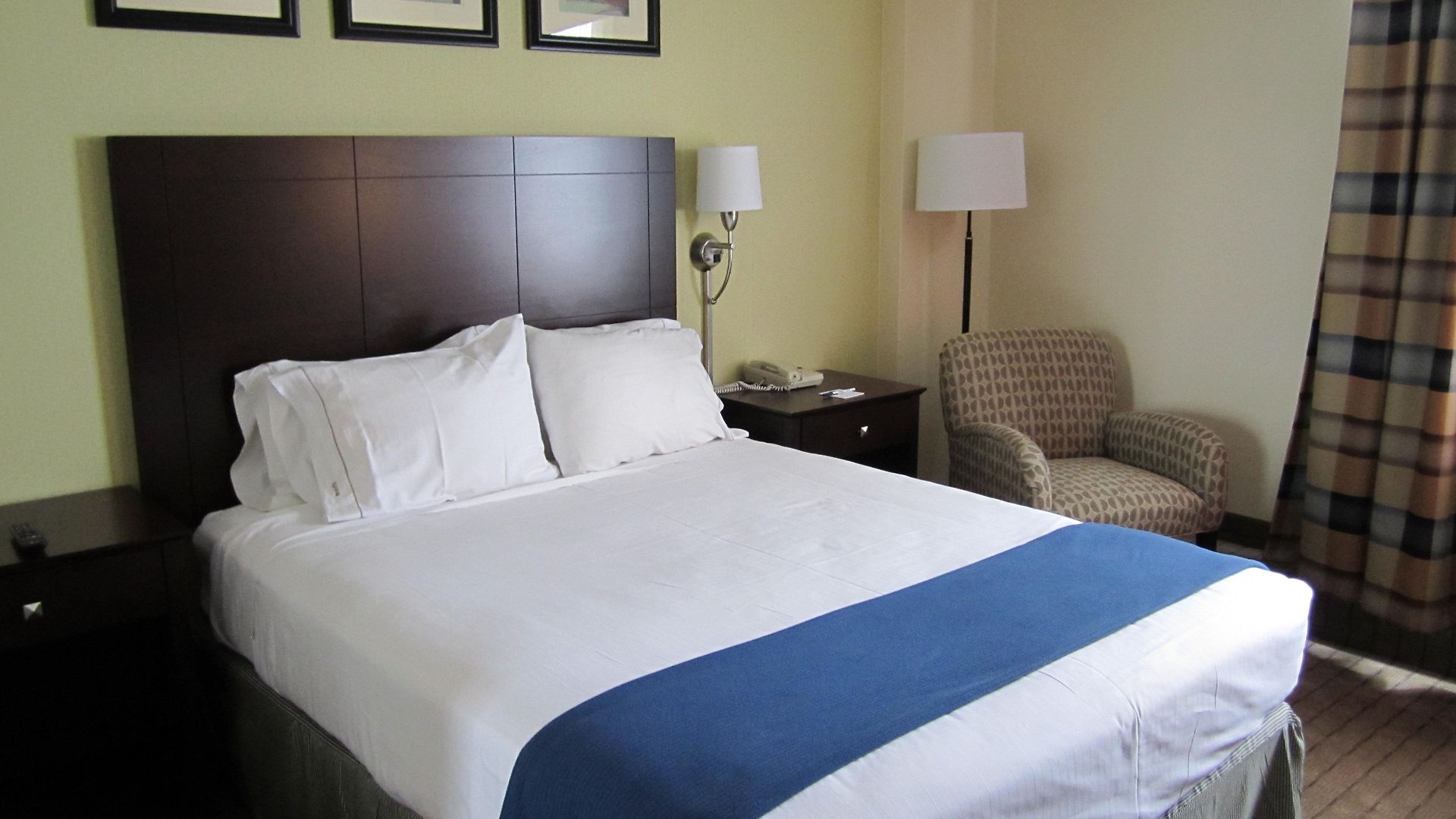 Express By Ihg Hotel Boston