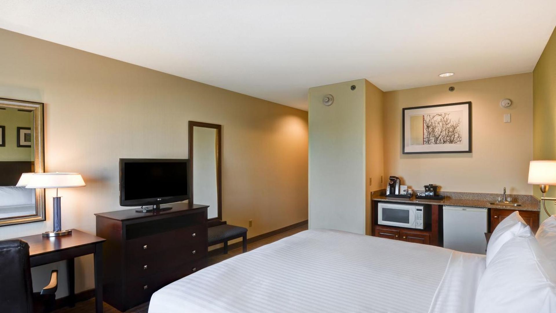 Hotel Express By Ihg