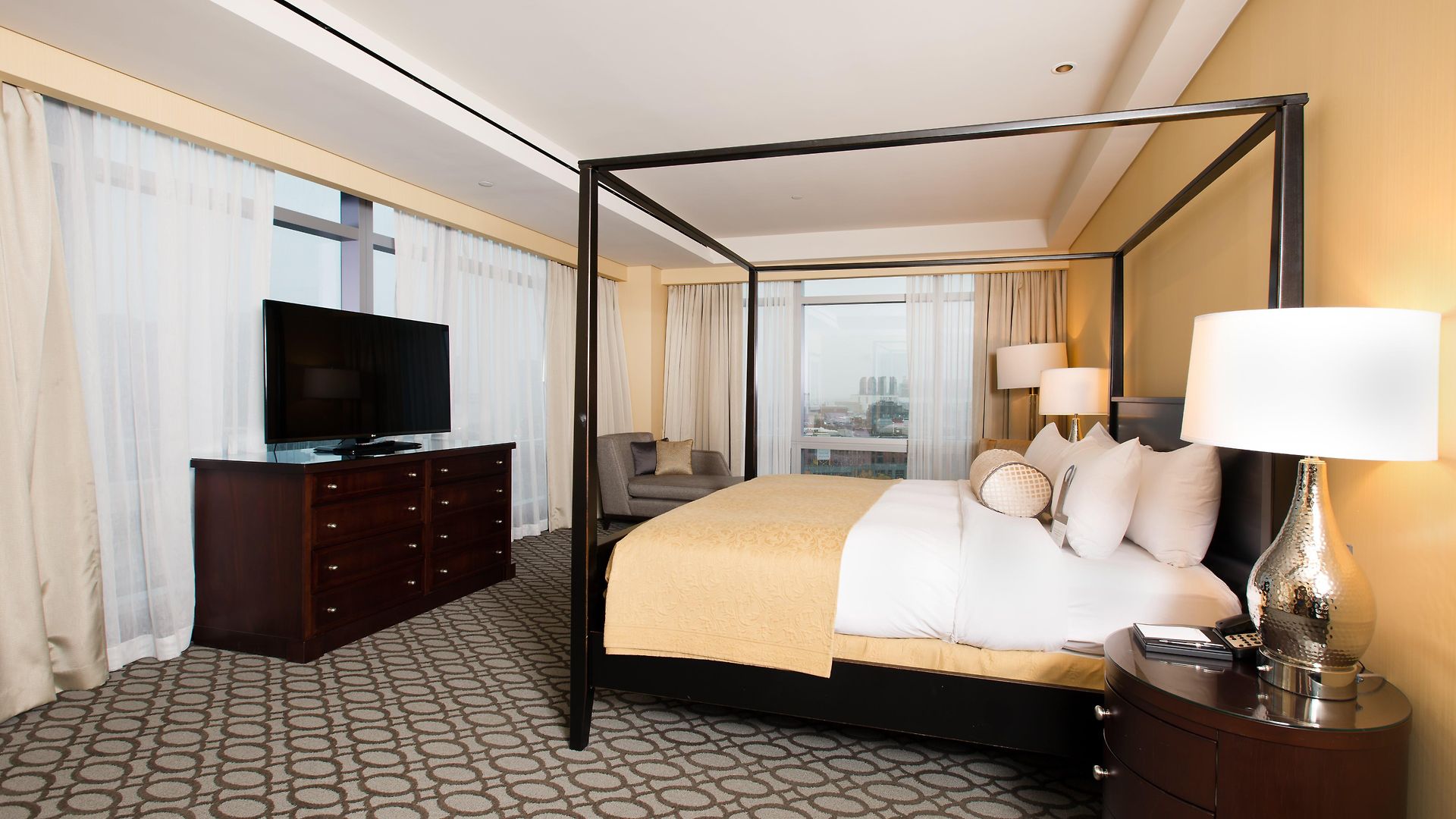 Intercontinental By Ihg Boston