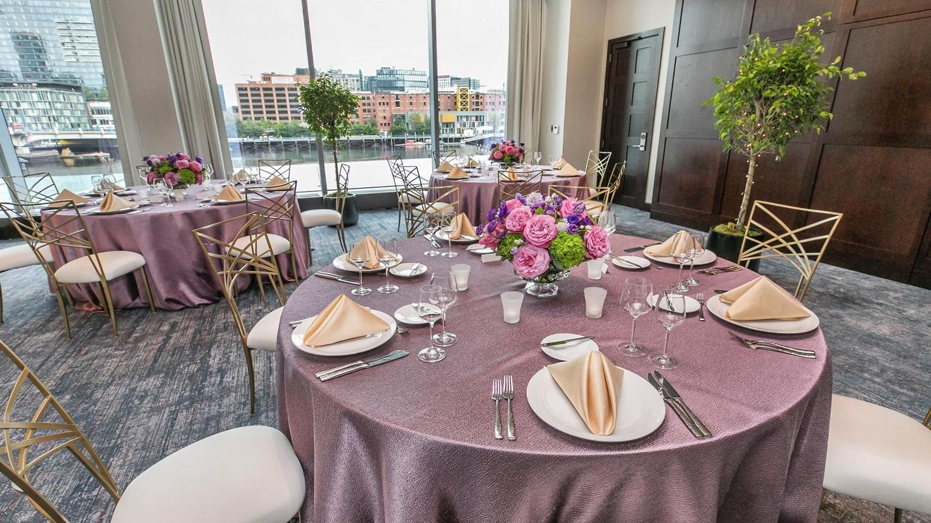 Intercontinental By Ihg