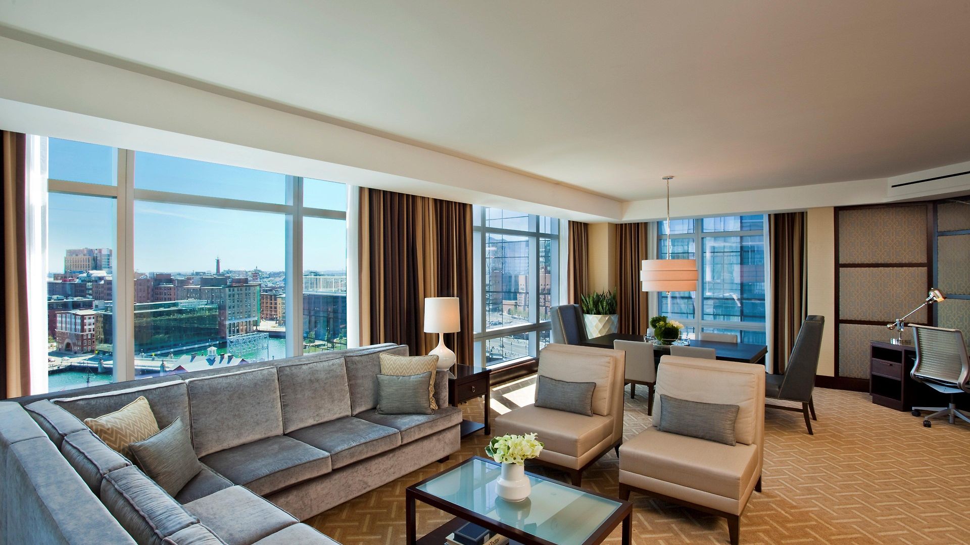 Intercontinental By Ihg Hotel 5*