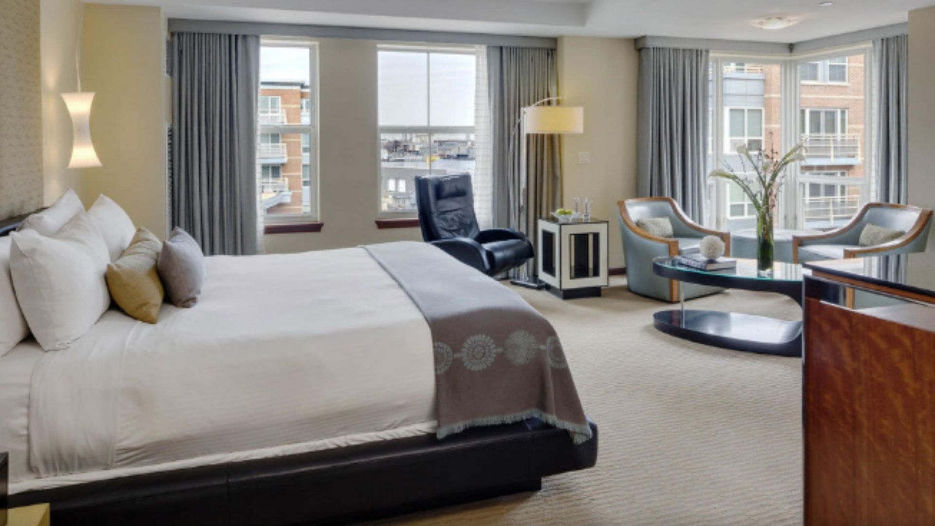 Battery Wharf Hotel, Waterfront 4*