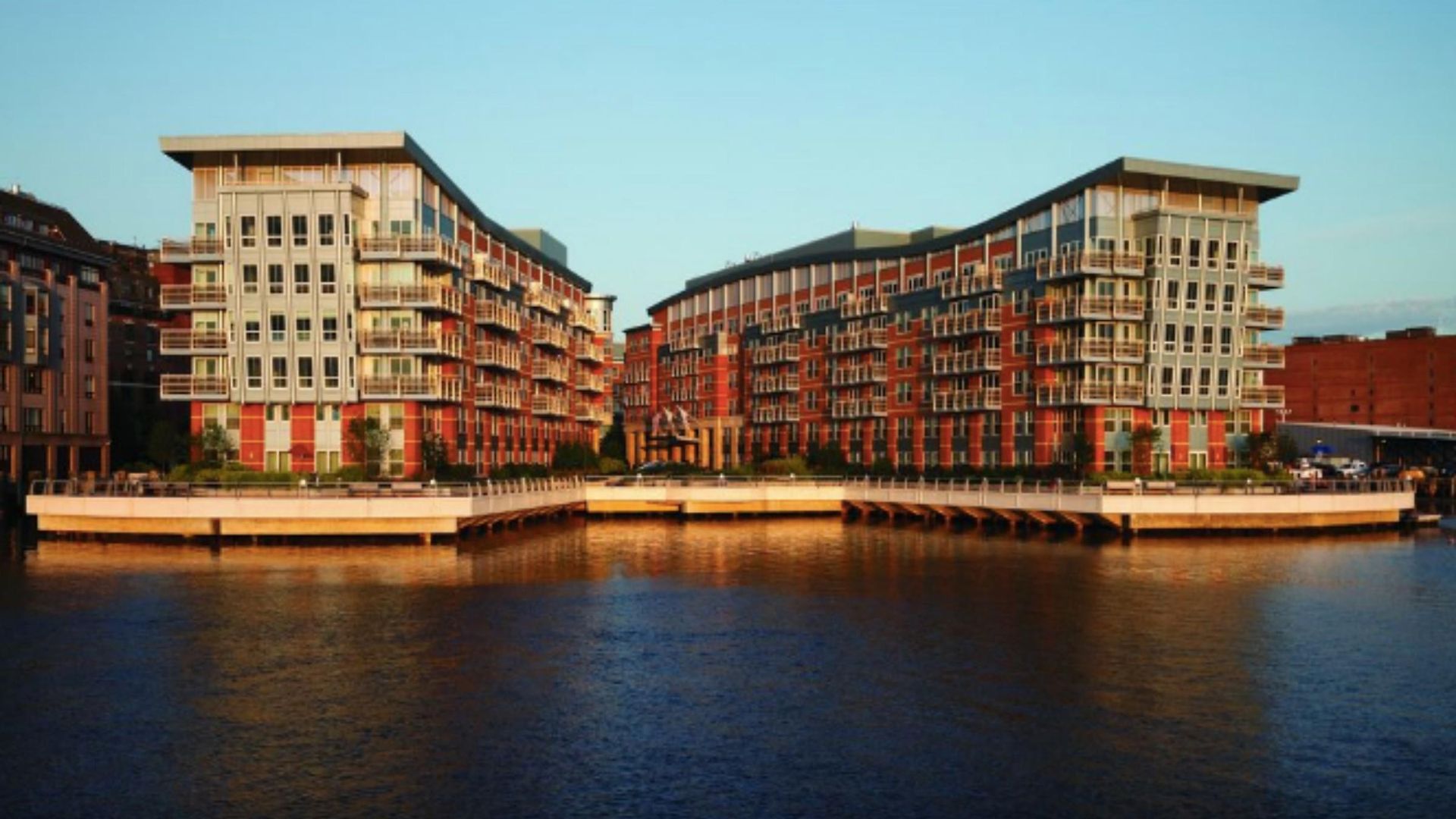 Battery Wharf Hotel, Waterfront 4* Boston