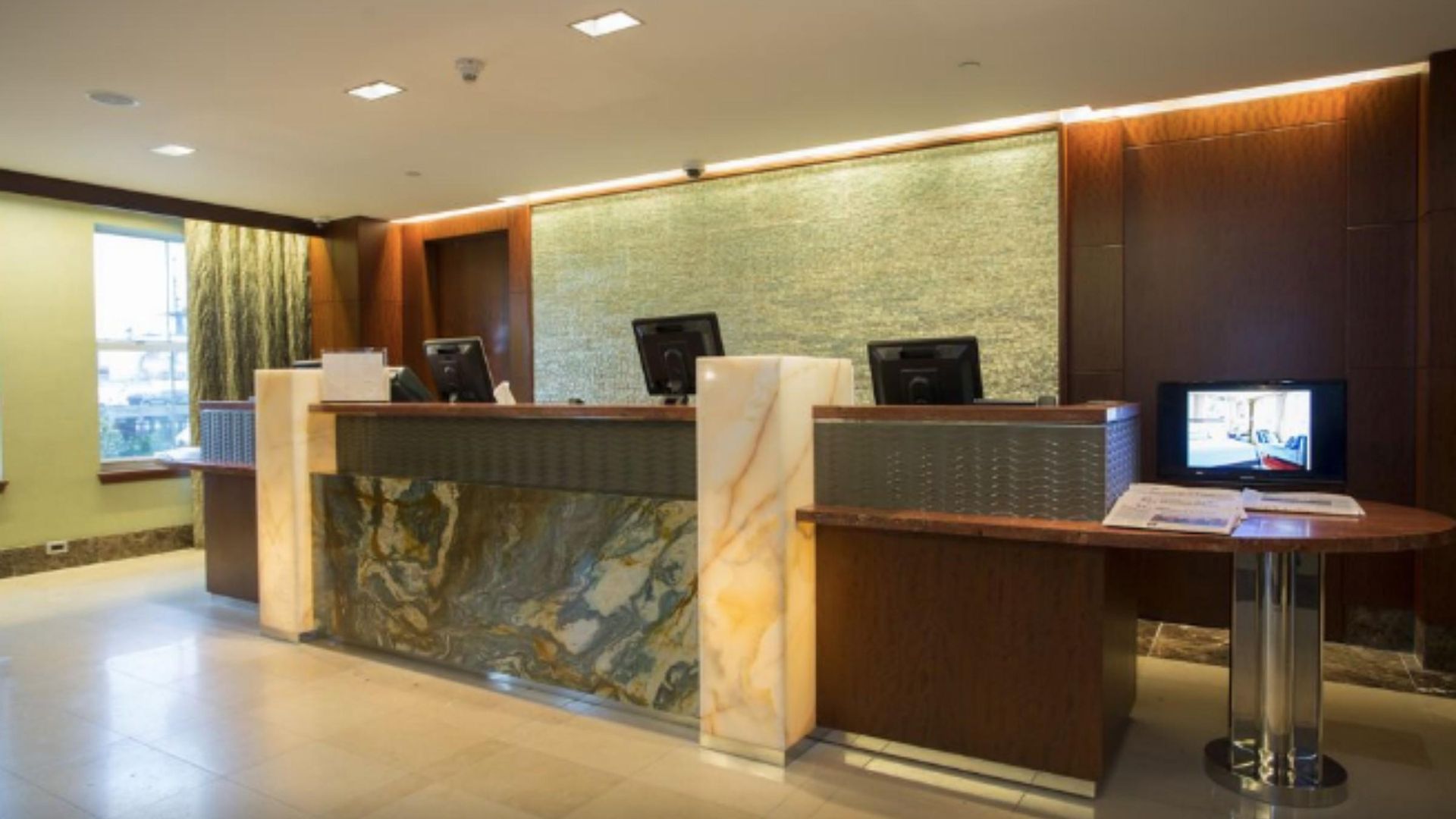 Battery Wharf Hotel, Waterfront Boston