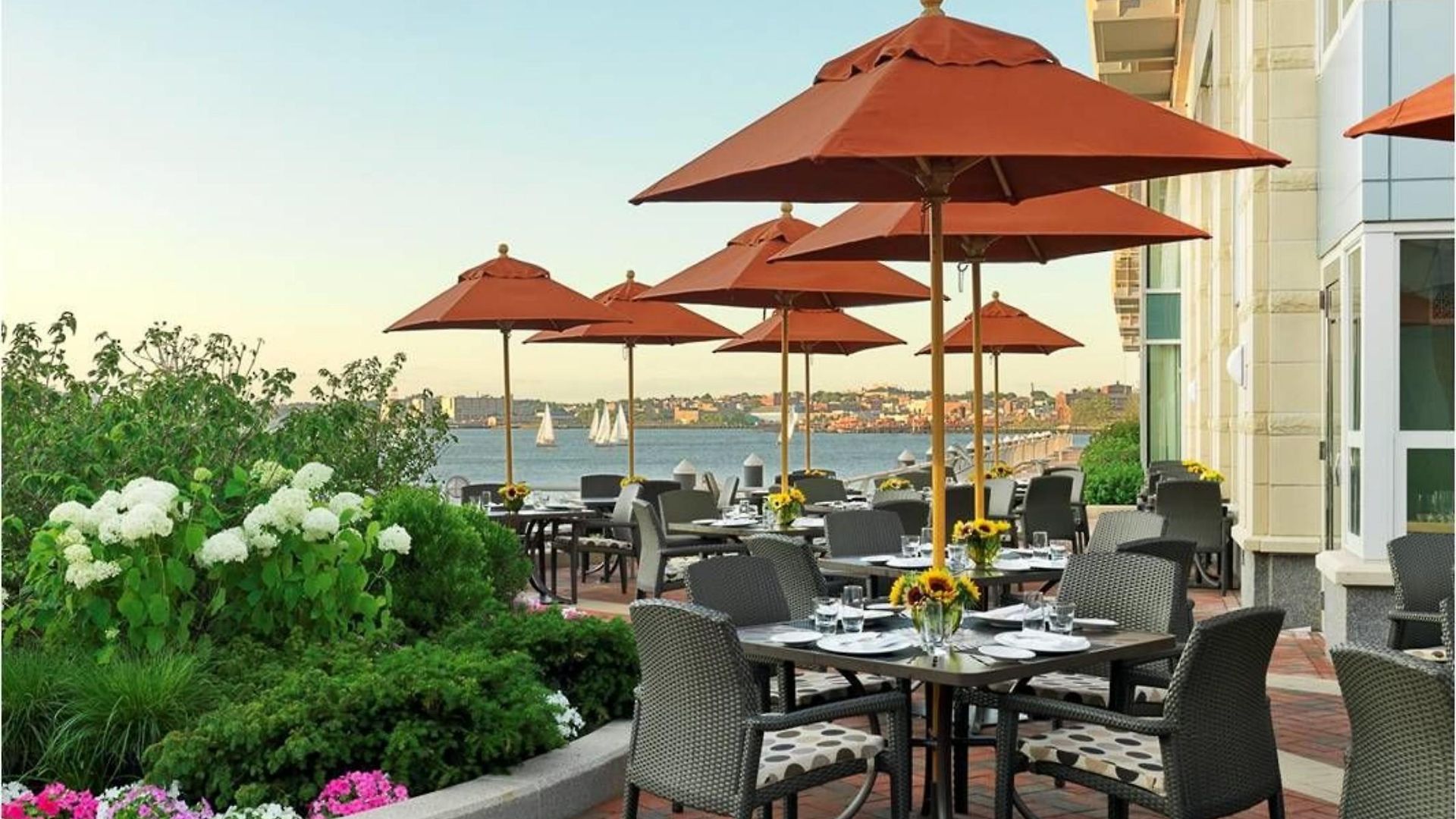 Battery Wharf Hotel, Waterfront Hotel Boston