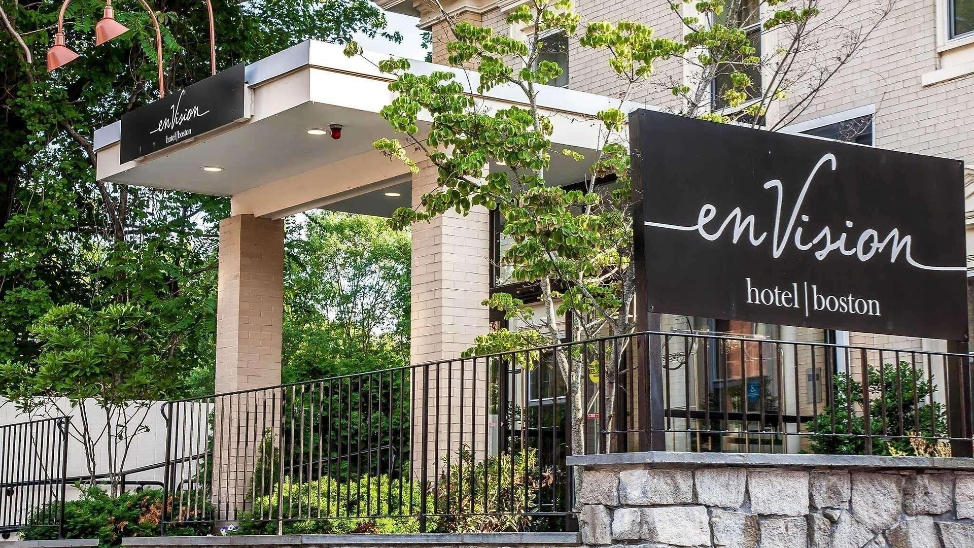 Envision Boston-longwood, Ascend Collection