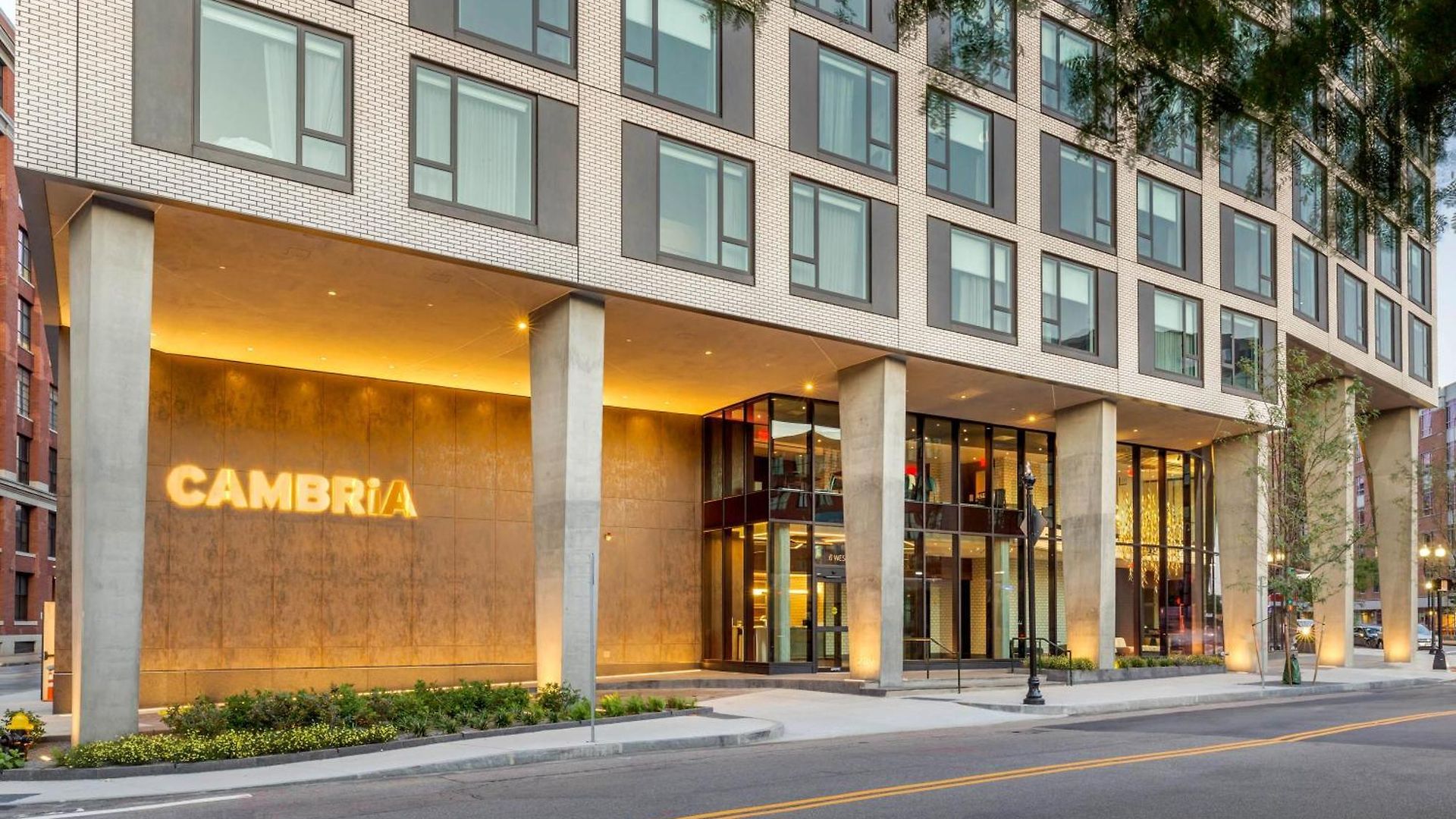 Cambria Downtown - Seaport 4*