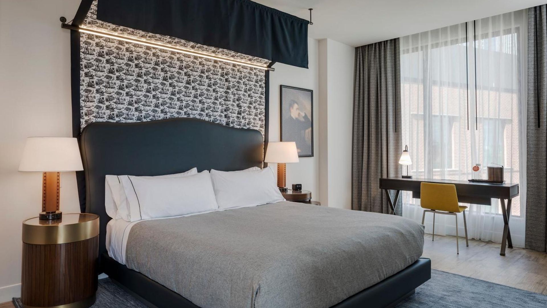 Canopy By Hilton Downtown Hotel 4*