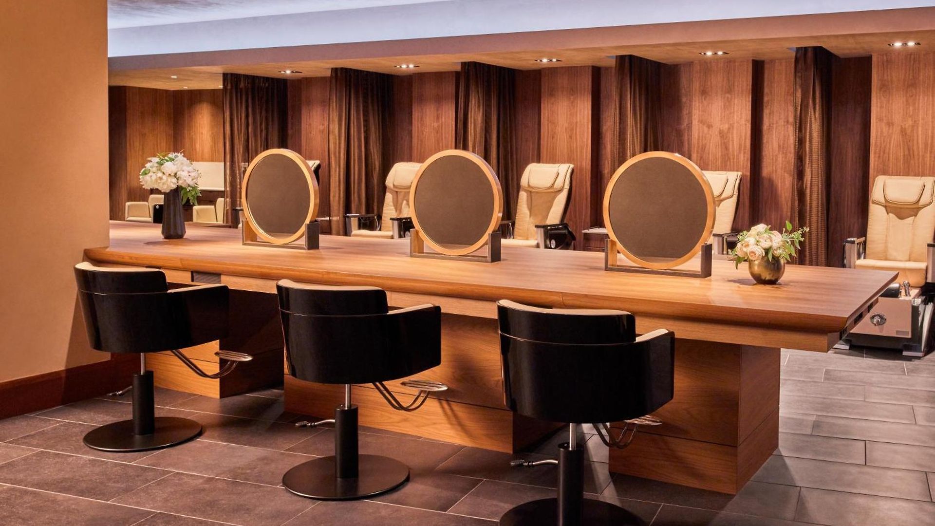 Omni At The Seaport 4*
