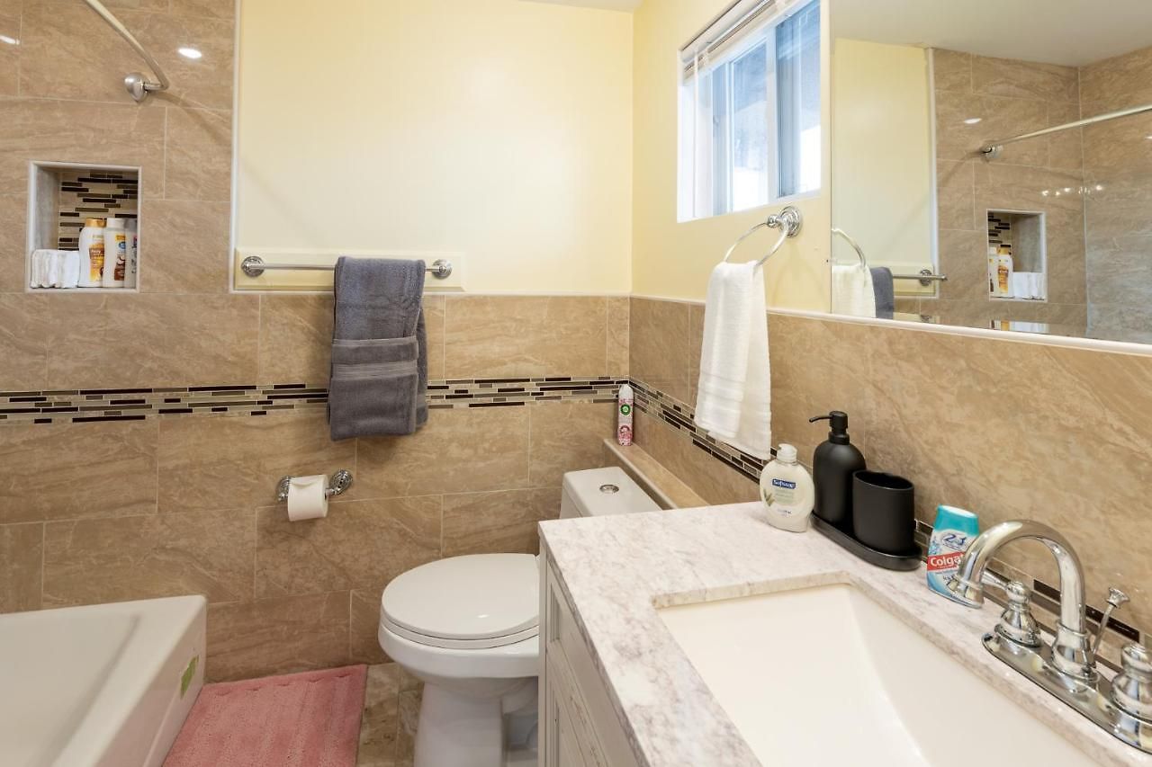 Apartment Vibrant 4br - Balcony, Bathtub, Tv Near I-95 & Pet Friendly 903