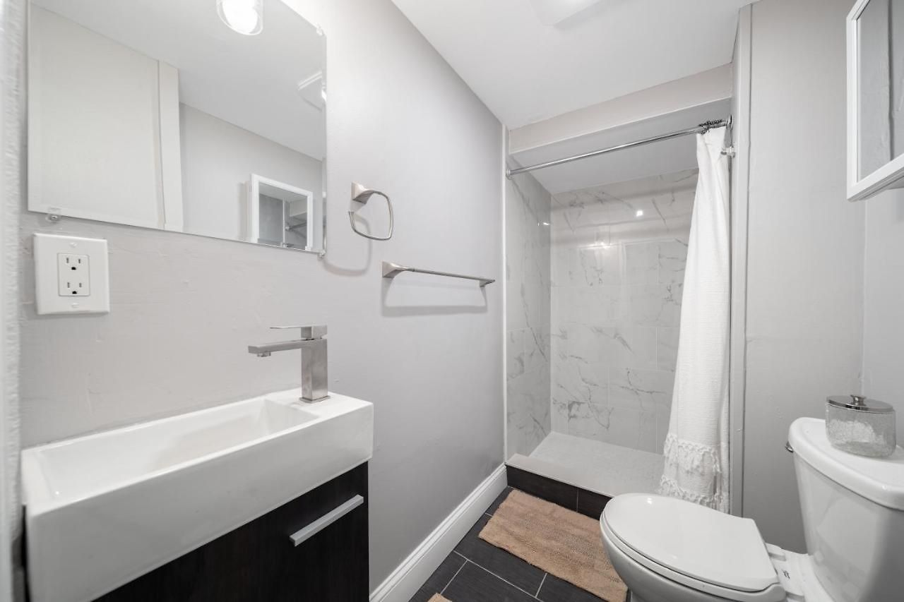 Apartment Easy Commute South 4br 1bh *