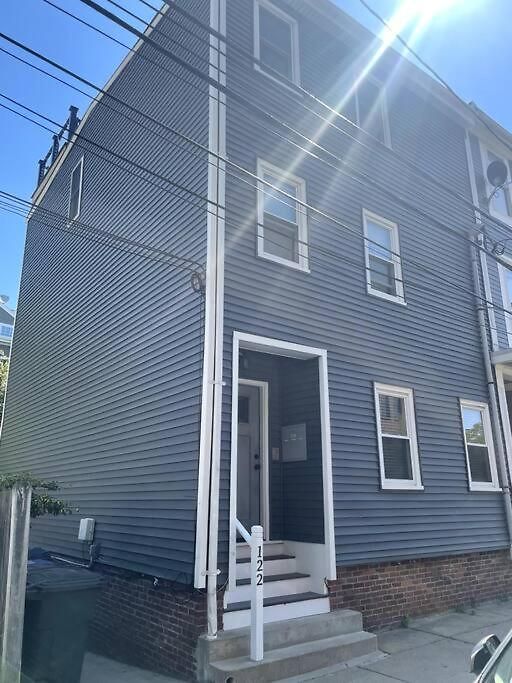 Lovely Two Bedroom In South Apartment *