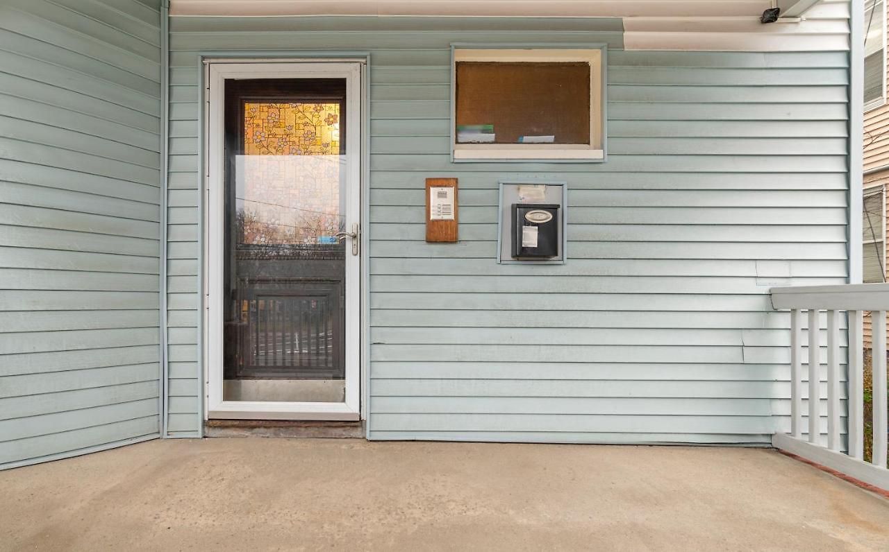 Bright & Spacious 3br, Mins From Downtown, Easy To Gillette, Parking *