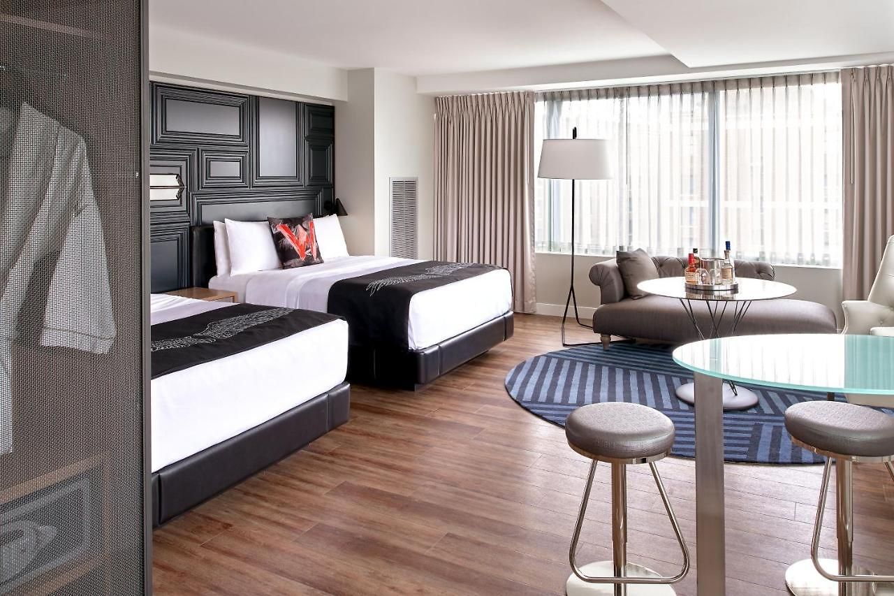 Hotel W 4*