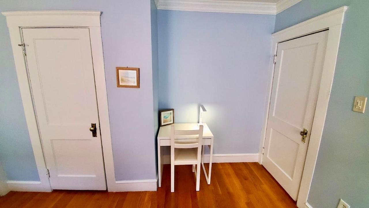 Near Train Station Gorgeous 3-bedroom With Patios *