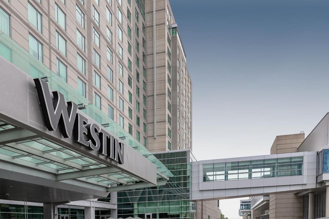 The Westin Seaport District Hotel