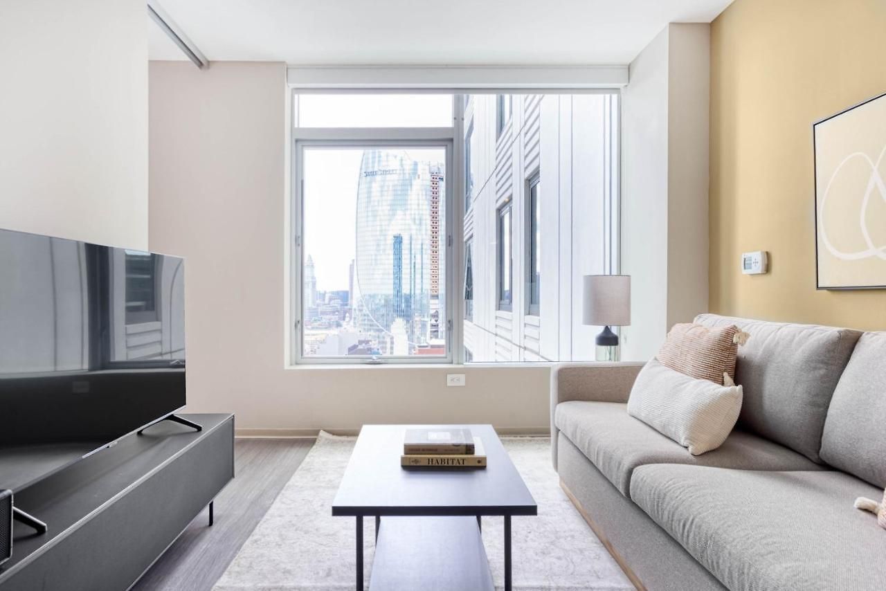 Apartment N Station 1br W Wd Gym Nr Td Garden Bos-703