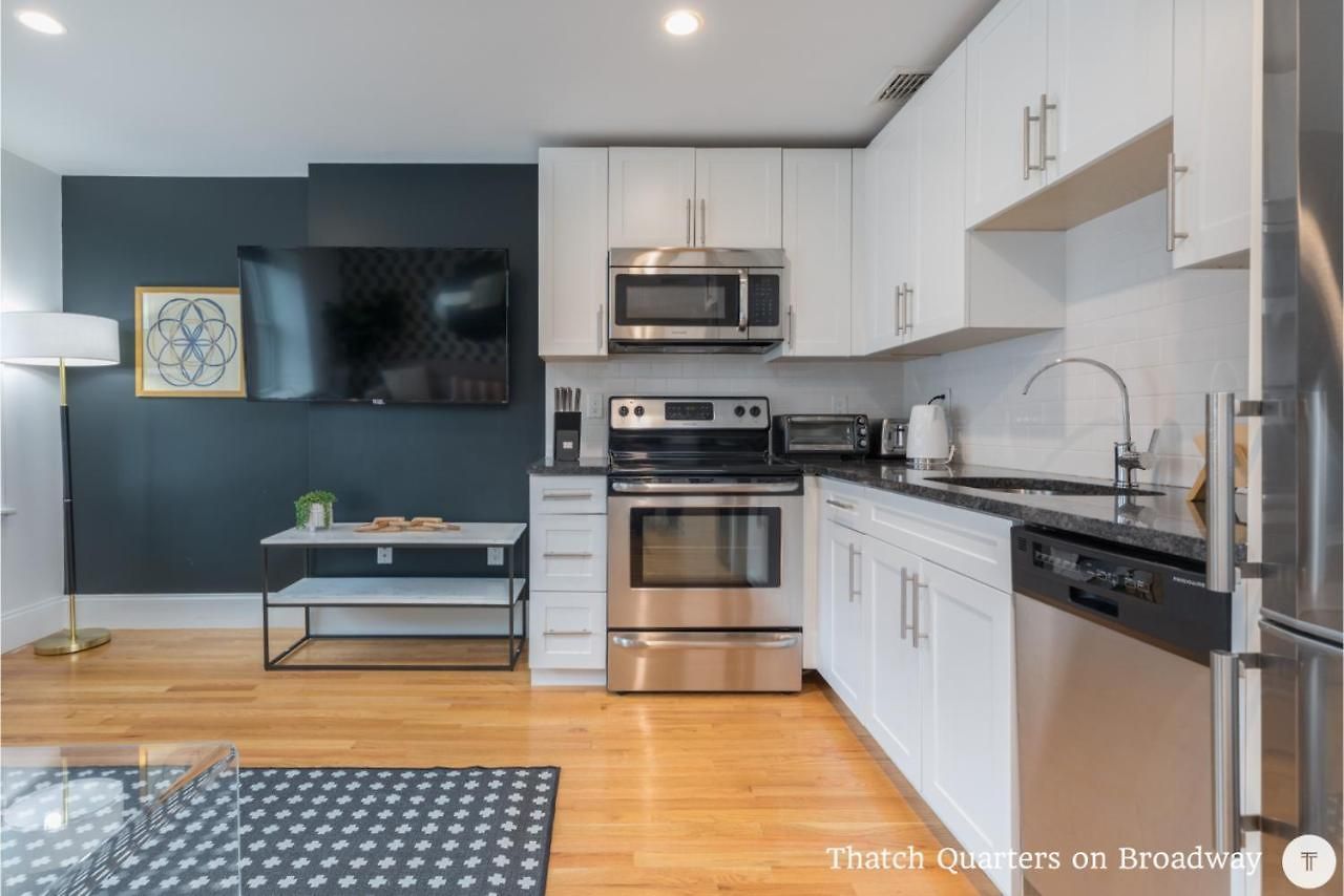West Broadway Quarters By Thatch Boston