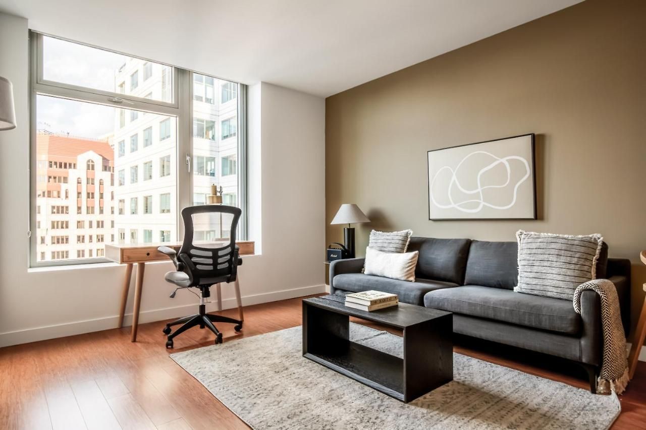 Downtown 1br W Gym Wd Nr S Station Bos-844 * Boston