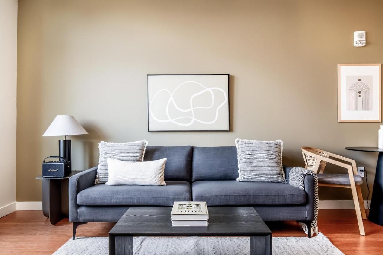 Apartment Downtown 1br W Gym Wd Nr S Station Bos-844 *