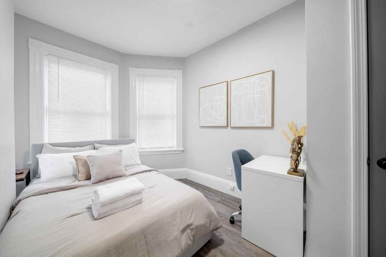 4br 1bh In South Near Old Harbor Private