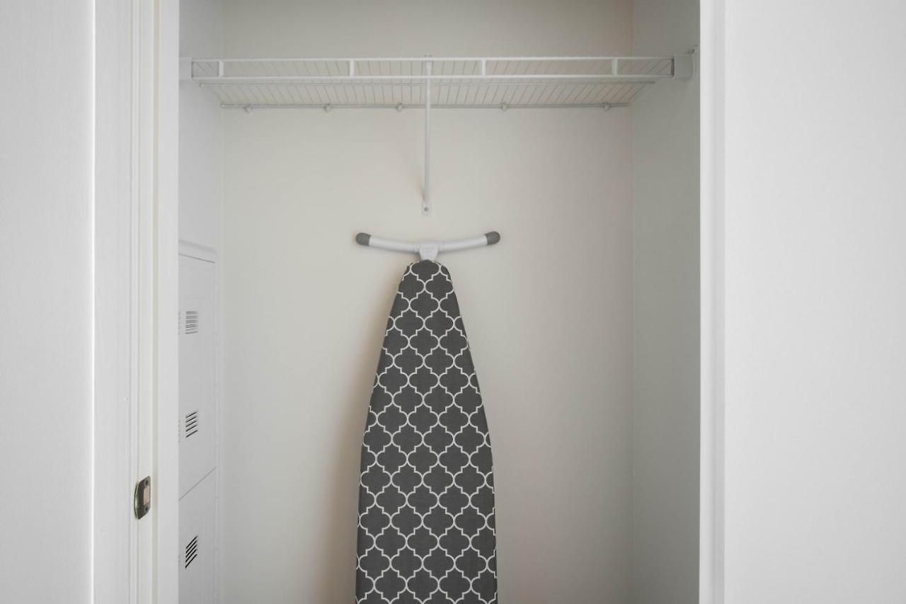 East Cambridge 2br W Gym Wd Nr Lechmere T Bos-869 Apartment
