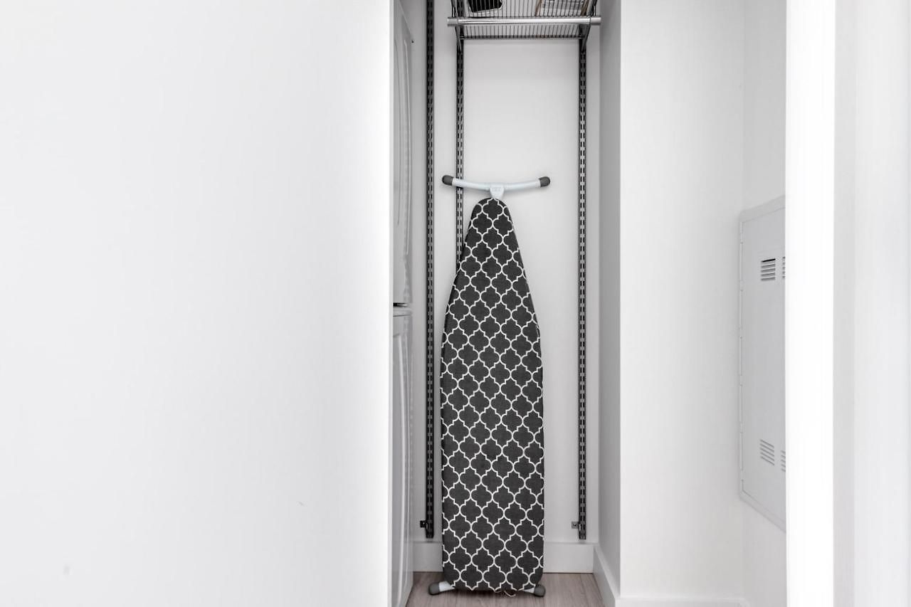 Apartment Seaport 1br W Gym Pool Wd Doorman Bos-282 Boston