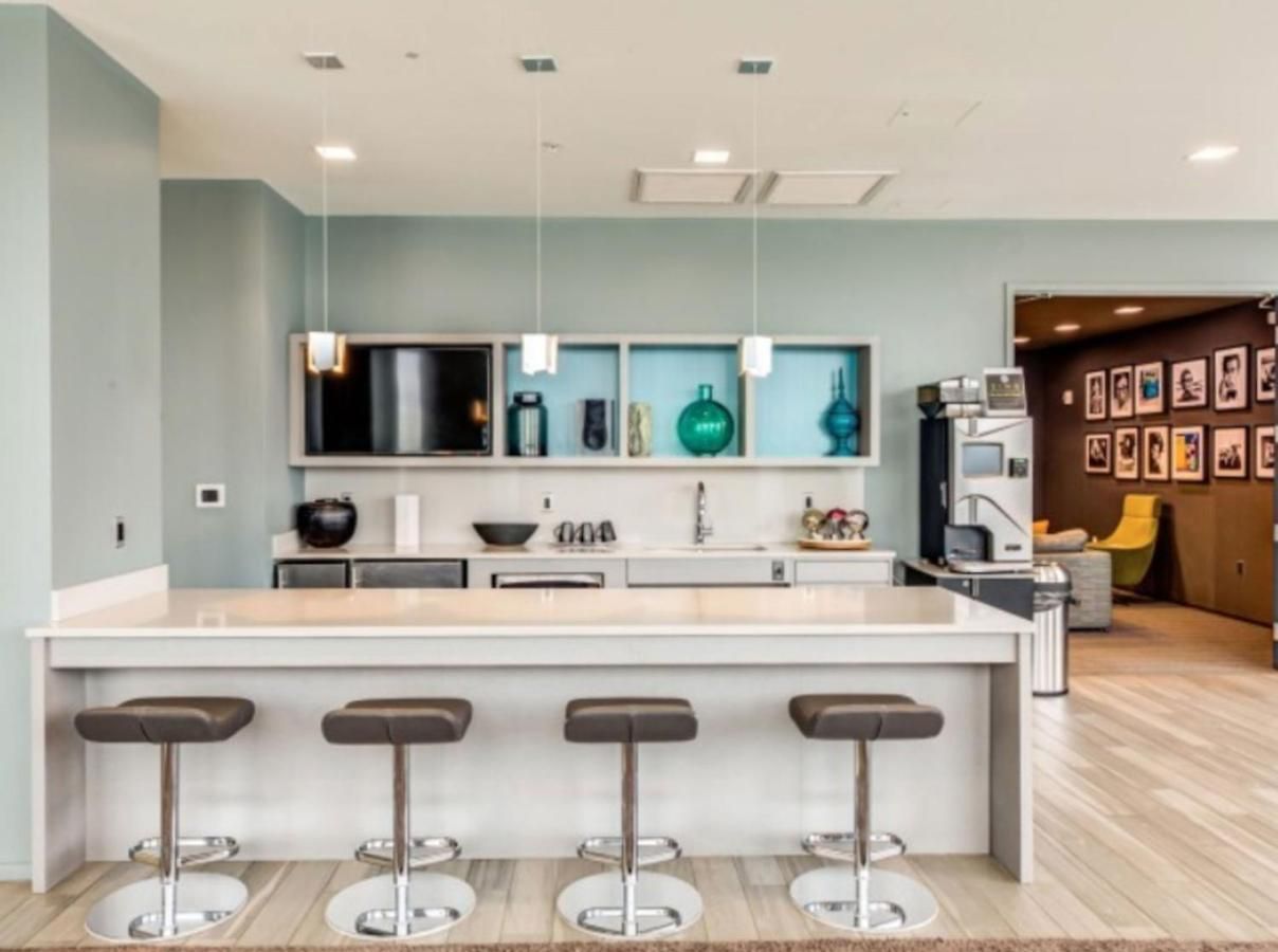 Apartment E Cambridge 1br W Gym Wd Nr Lechmere Station Bos-607 Boston