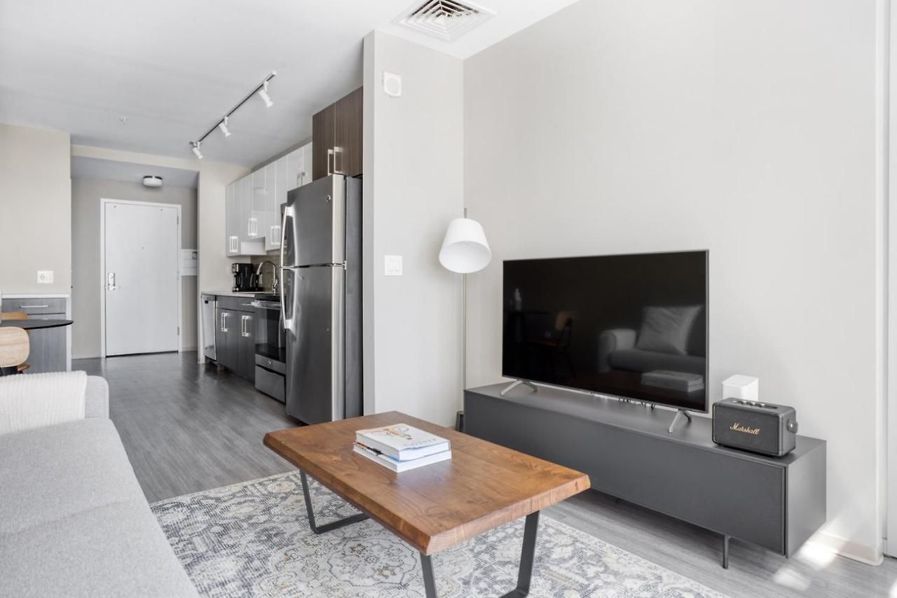 N Station 1br W Wd Gym Nr Td Garden Bos-706