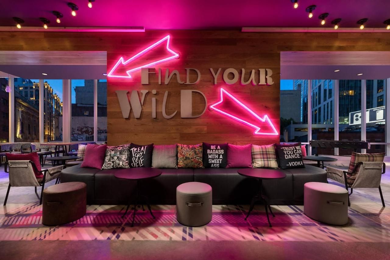 Hotel Moxy Downtown