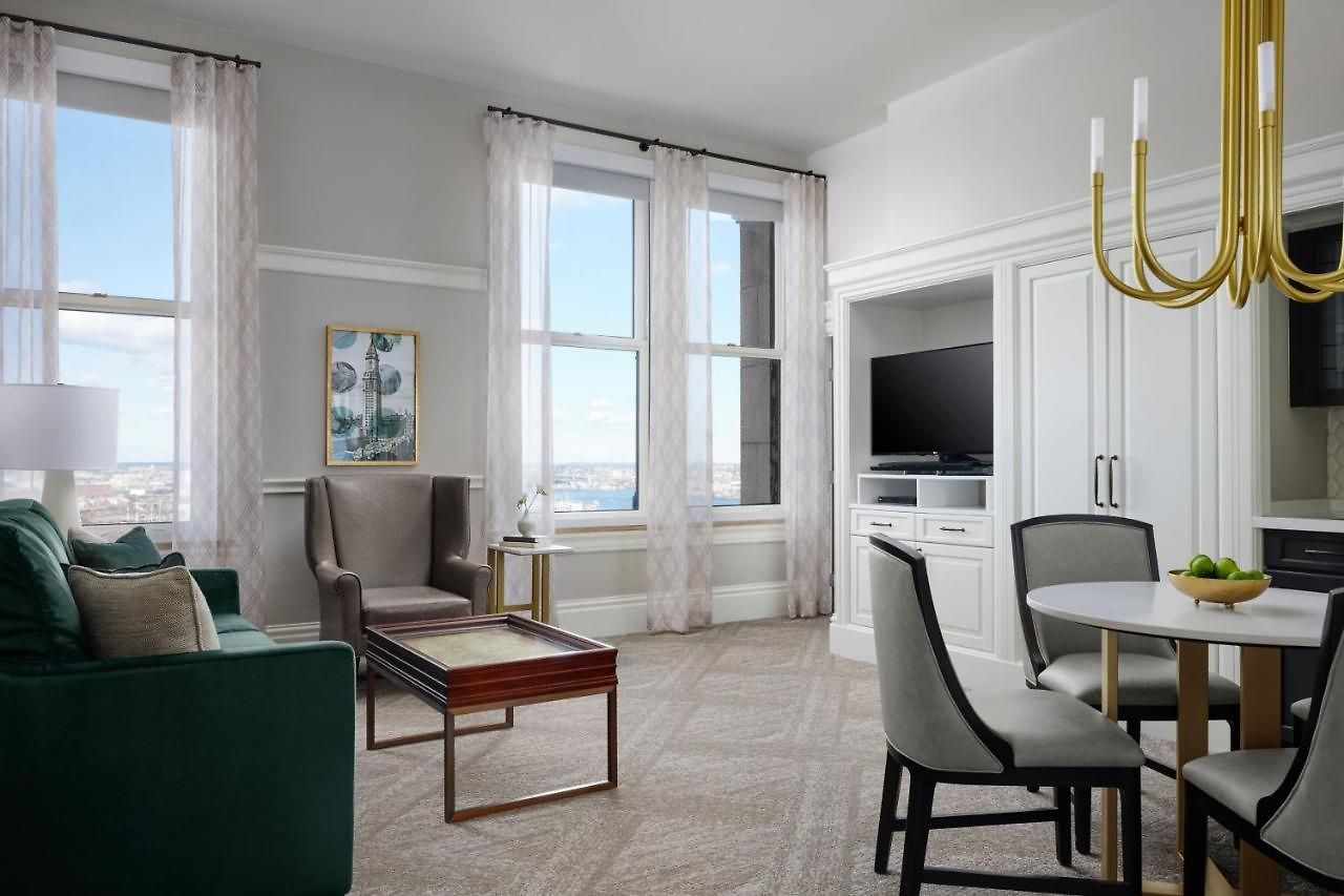 Hotel Marriott Vacation Club At Custom House,   3*