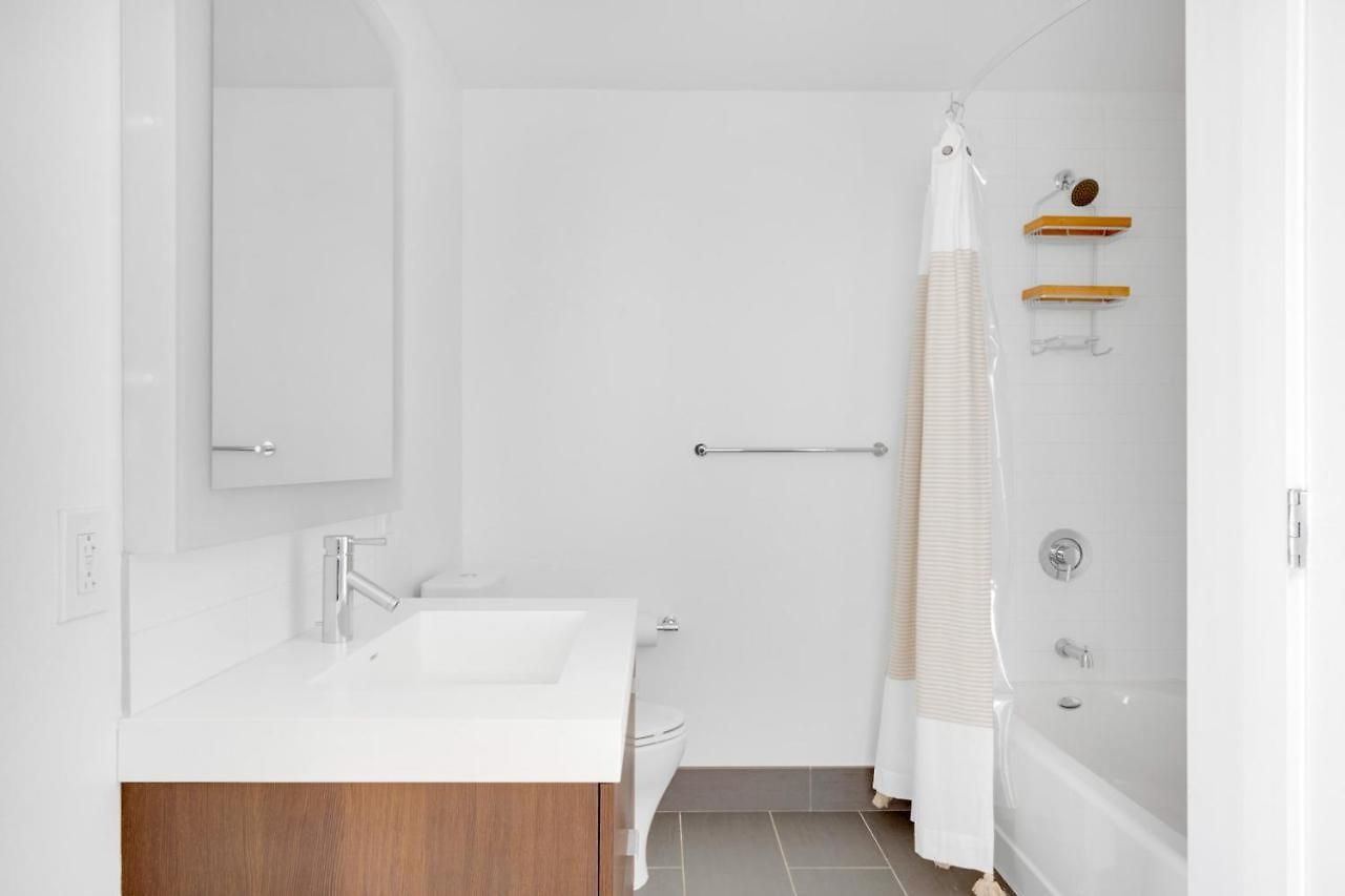 Downtown 1br W Gym Wd Nr S Station Bos-621 Apartment *