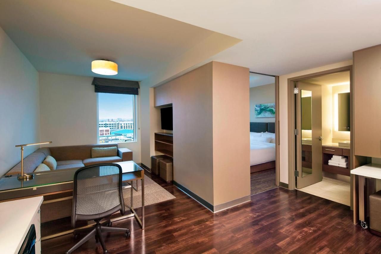 Hotel Element By Marriott Seaport District 3*