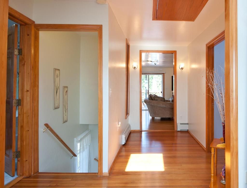 Modern Beautiful Apartment-5 Beds-full Kitchen-parking-super Clean-great For Groups Apartment