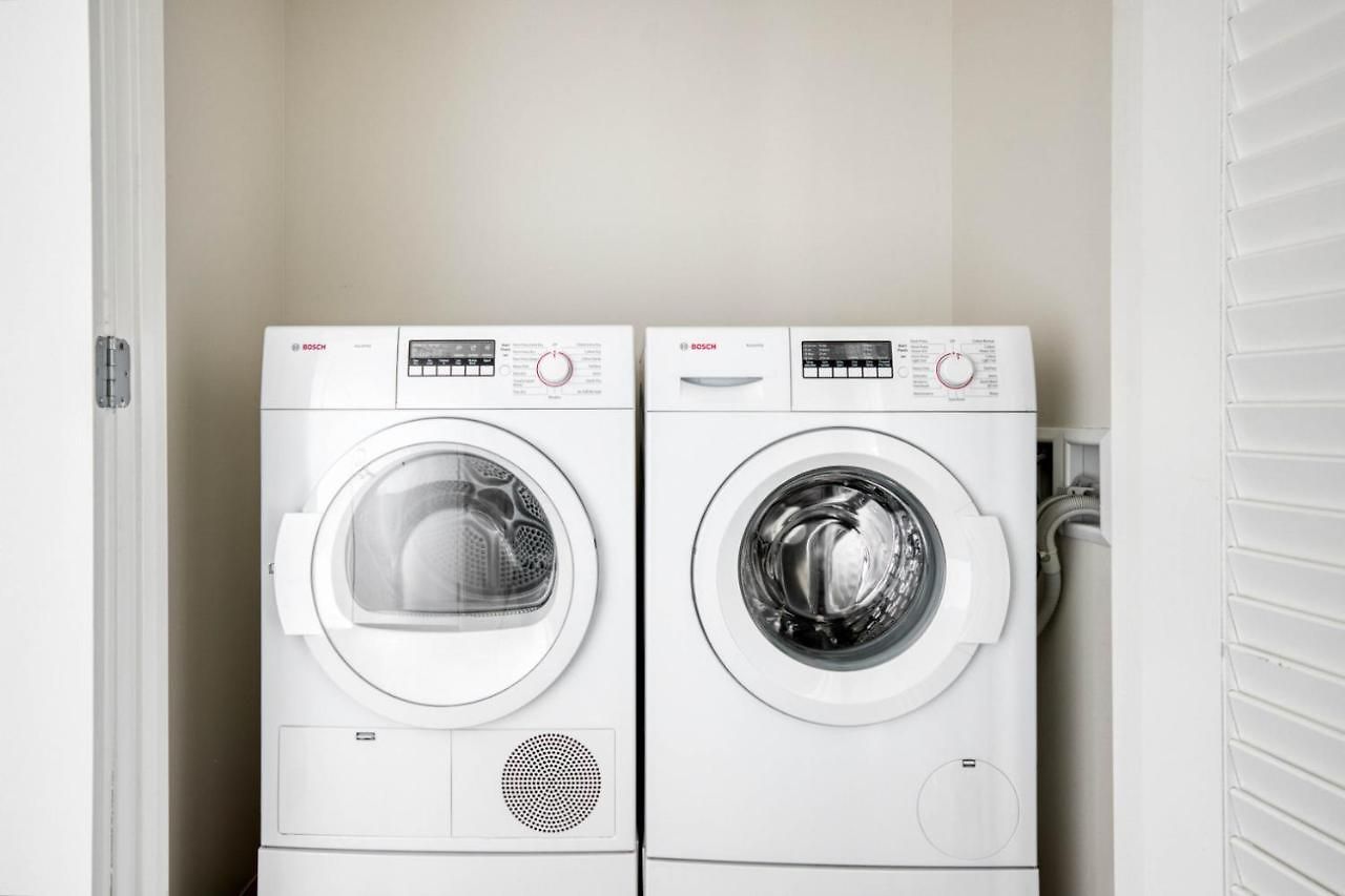East Cambridge 1br W Wd Gym Nr Lechmere T Bos-853 * Boston